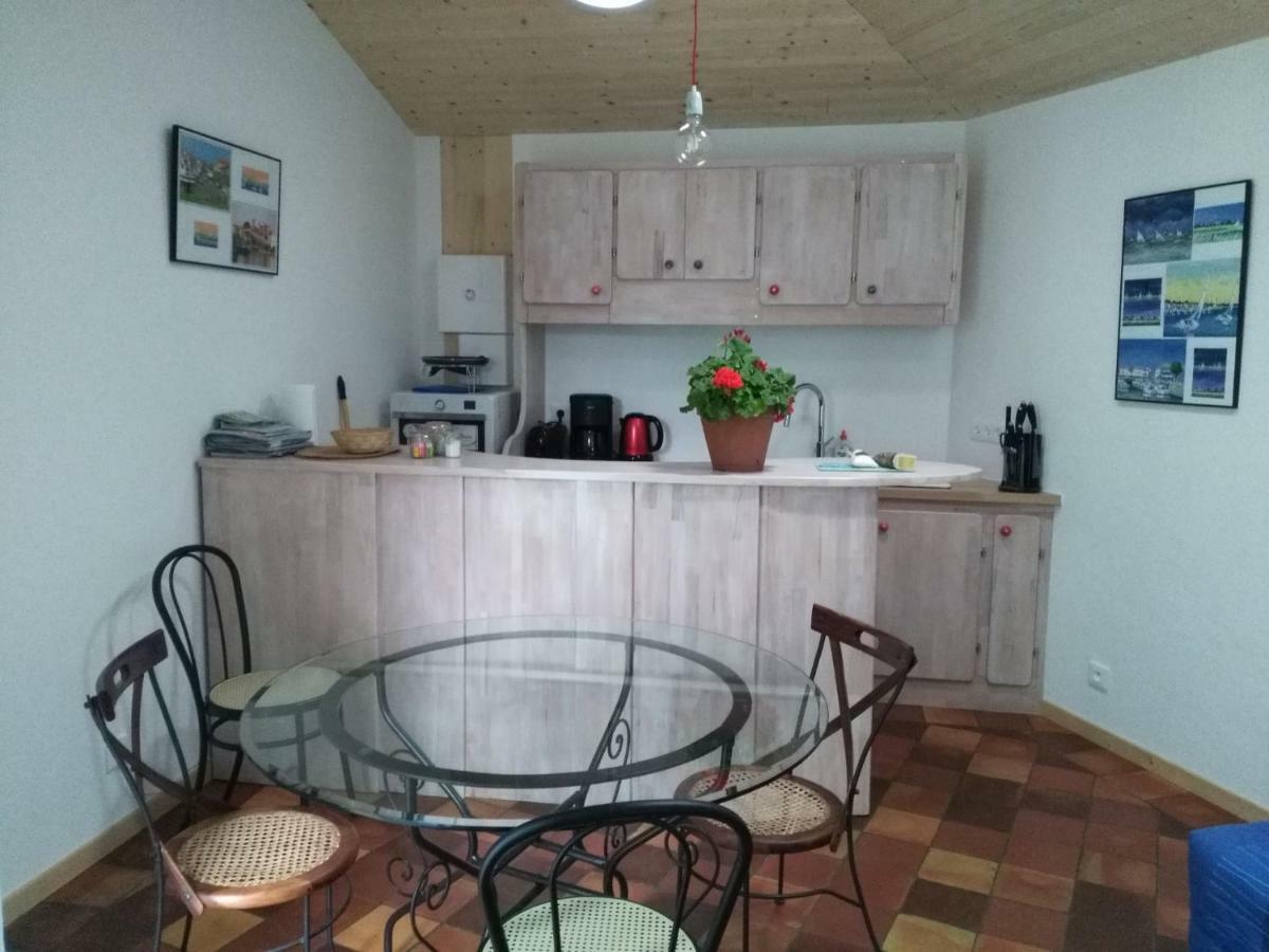Les Chenes Bleus Bed and Breakfast Sainte-Marie-de-Ré Εξωτερικό φωτογραφία